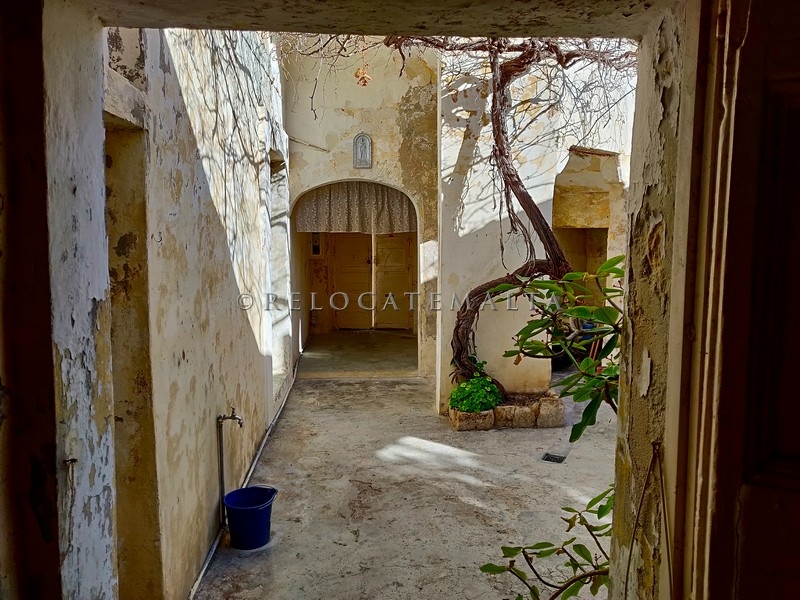 House of Character, Lija