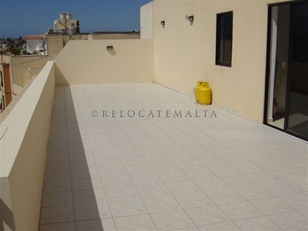 Penthouse, Msida